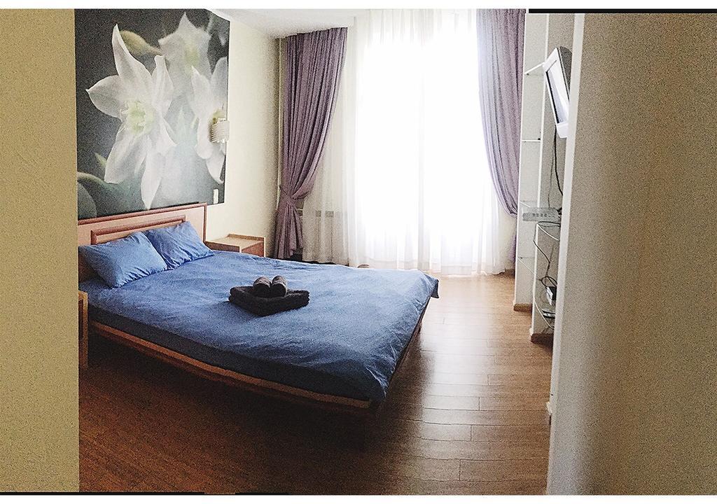 Apartment On Lukyanovska *