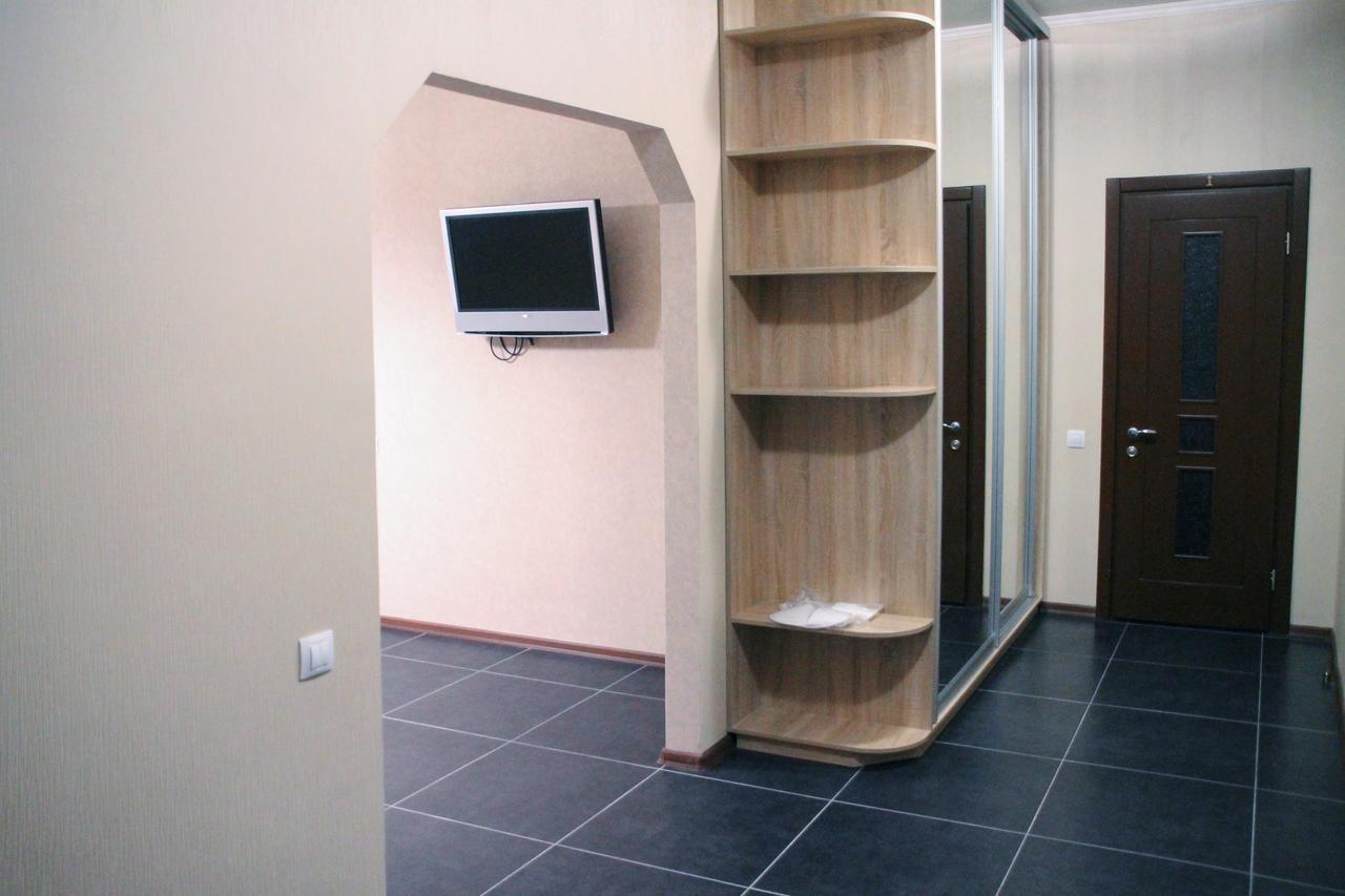 Apartment On Lukyanovska *